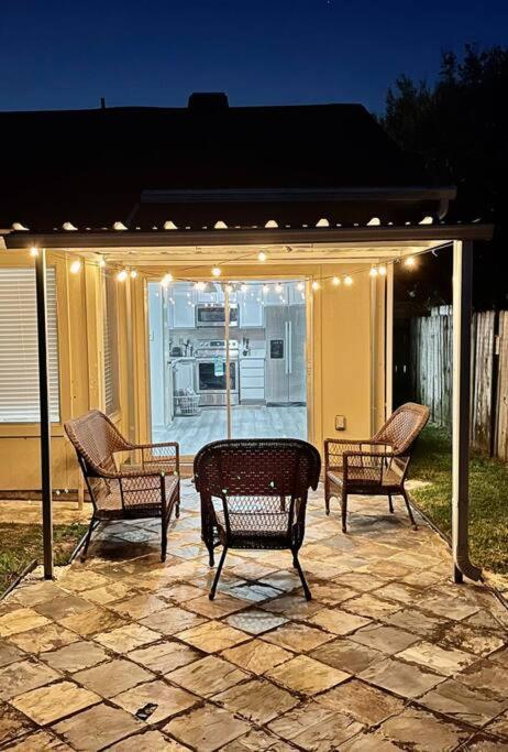 3 Bedroom Entire Home - Centrally Located In Katy, Texas Kültér fotó