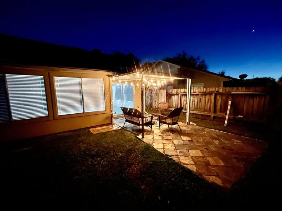 3 Bedroom Entire Home - Centrally Located In Katy, Texas Kültér fotó