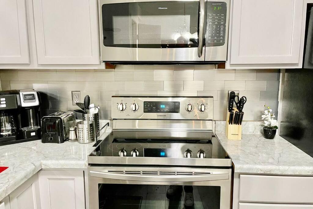 3 Bedroom Entire Home - Centrally Located In Katy, Texas Kültér fotó