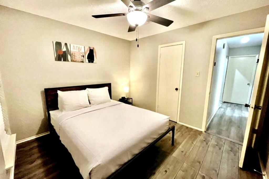 3 Bedroom Entire Home - Centrally Located In Katy, Texas Kültér fotó
