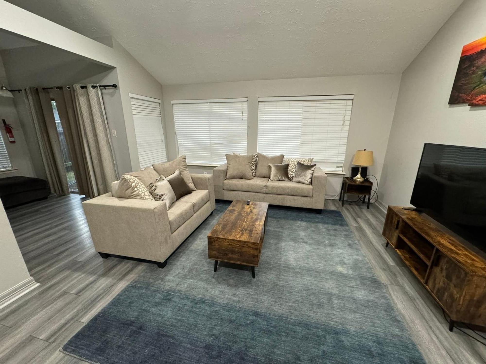 3 Bedroom Entire Home - Centrally Located In Katy, Texas Kültér fotó